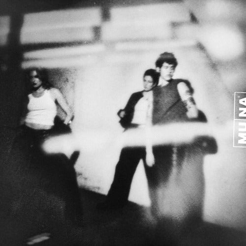 MUNA - DANCING ON THE WALL - CD